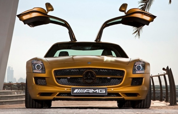Mercedes-Benz SLS AMG
